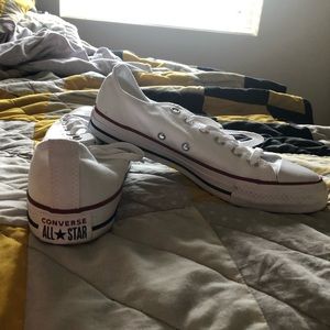 White low top converse